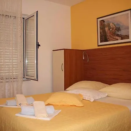 Five Complex In Gasthuis 3*