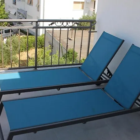 Five Complex In 3* Makarska